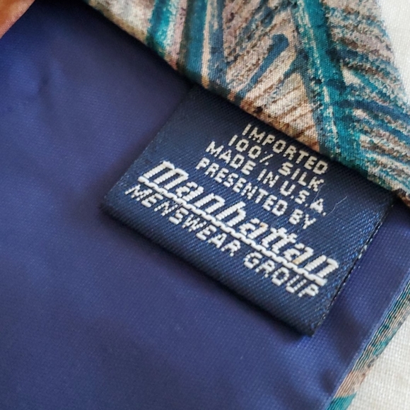 The Beatles "Let It Be" Silk Tie - Picture 3 of 5